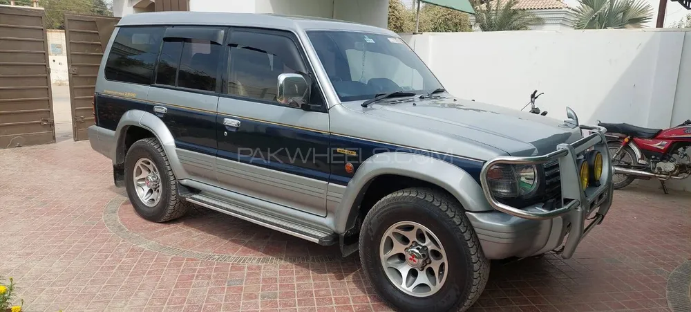 Mitsubishi Pajero 1994 for Sale in Bahawalpur Image-1