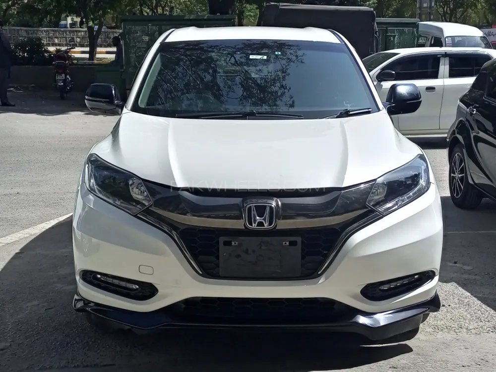 Honda Vezel 2016 for Sale in Islamabad Image-1