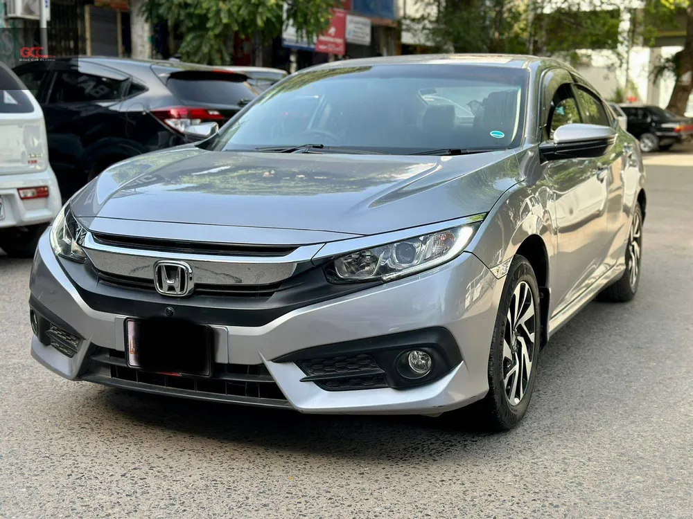 Honda Civic 2018 for Sale in Islamabad Image-1