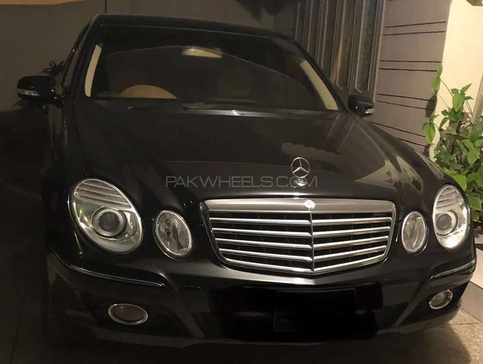 Mercedes Benz E Class 2007 for Sale in Lahore Image-1