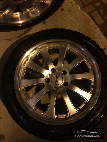 18" staggered rim For Sale Image-1