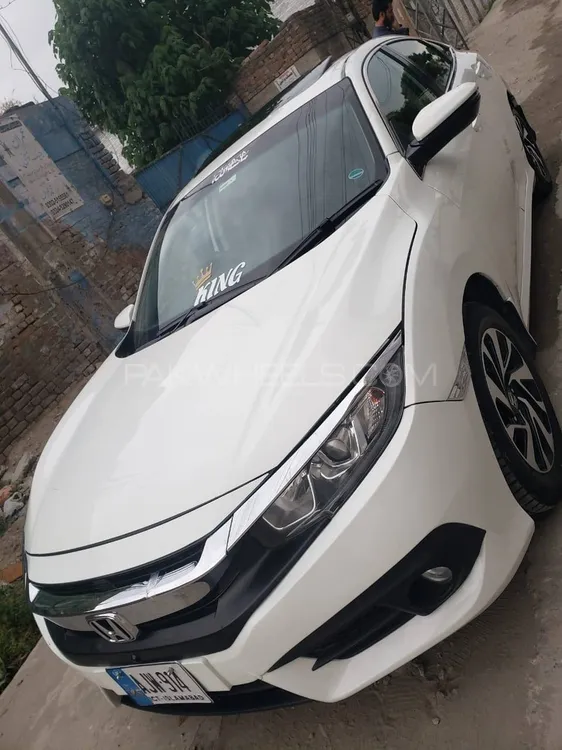 Honda Civic 2018 for Sale in Attock Image-1