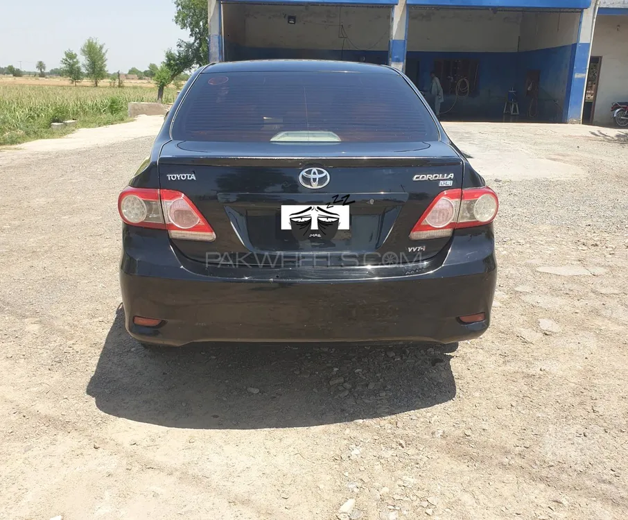 Toyota Corolla 2011 for Sale in Faisalabad Image-1