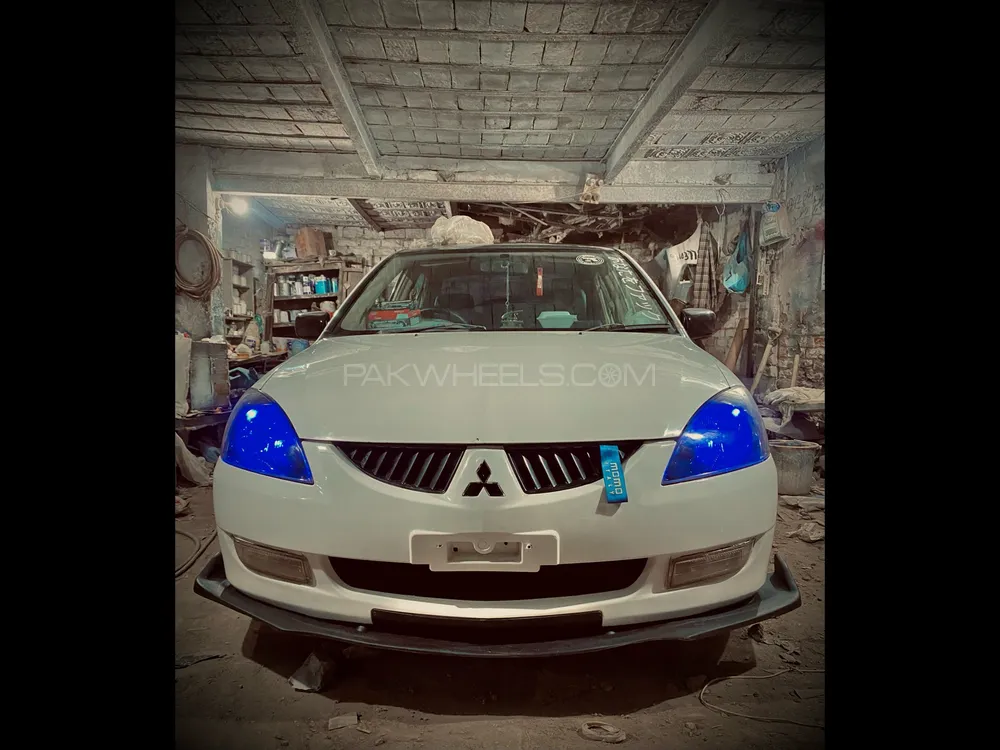 Mitsubishi Lancer 2005 for Sale in Hyderabad Image-1
