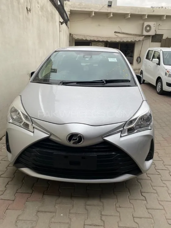 Toyota Vitz 2019 for Sale in Islamabad Image-1