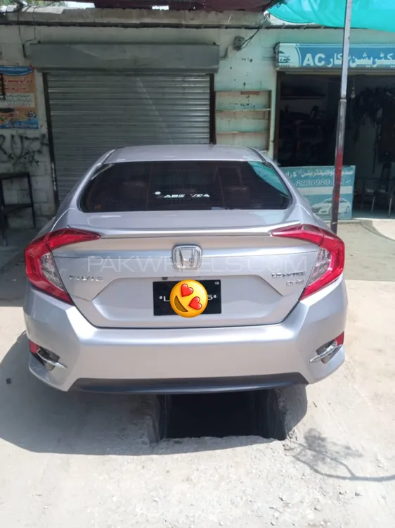 Honda Civic 2018 for Sale in Attock Image-1
