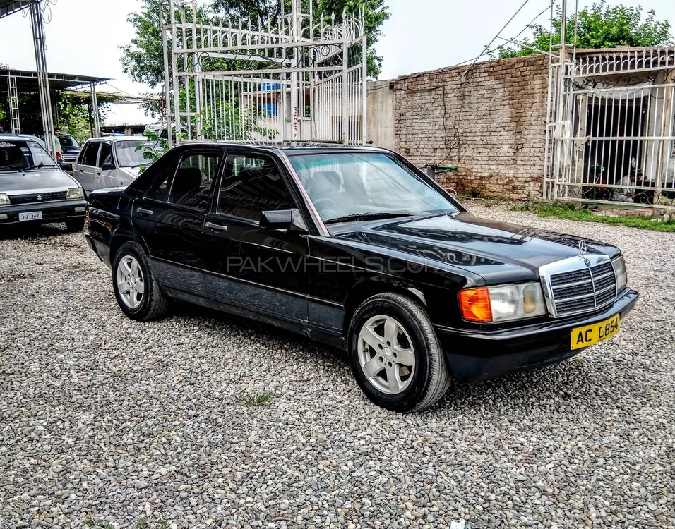 Mercedes Benz E Class 1984 for Sale in Peshawar Image-1