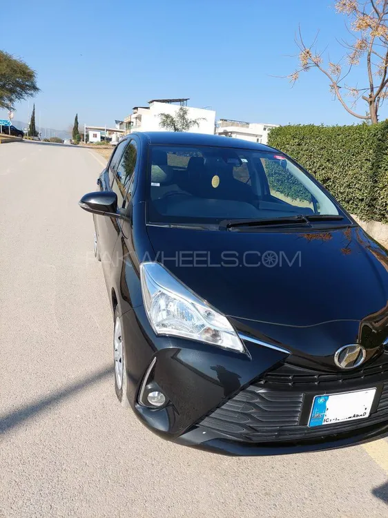 Toyota Vitz 2019 for Sale in Islamabad Image-1