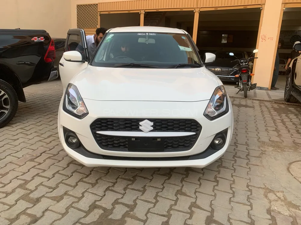 Suzuki Swift 2022 for Sale in D.G.Khan Image-1
