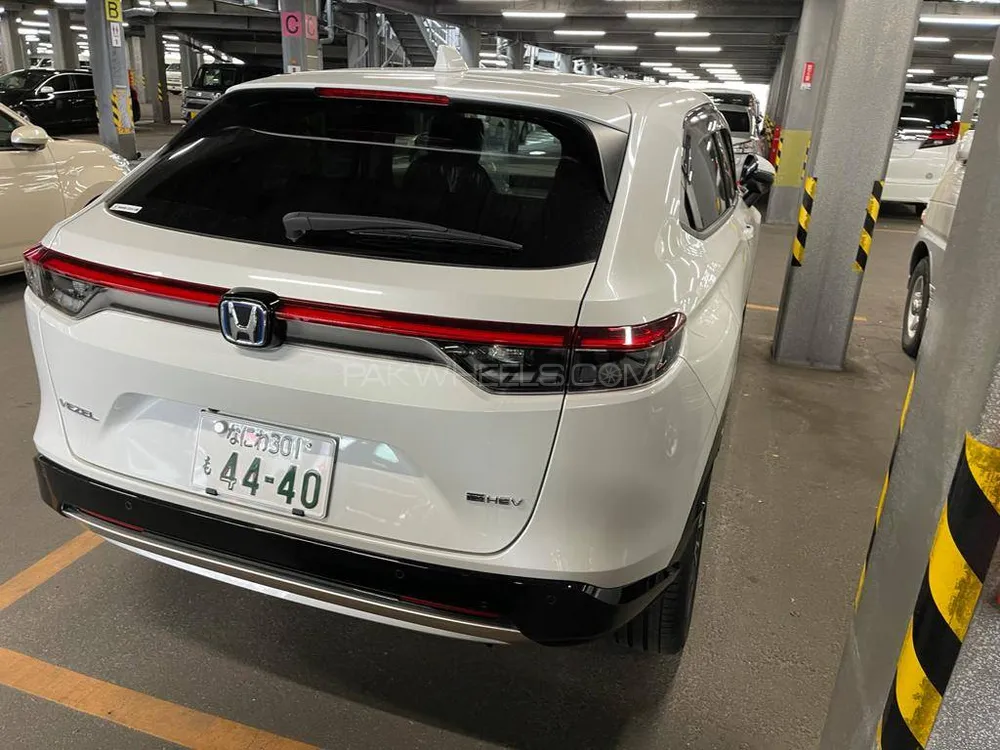 Honda Vezel 2021 for Sale in Lahore Image-1
