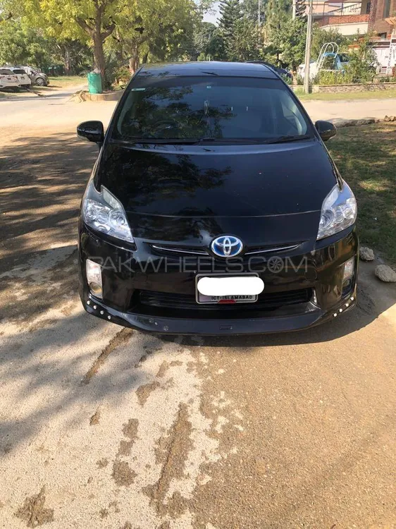 Toyota Prius 2011 for Sale in Karachi Image-1