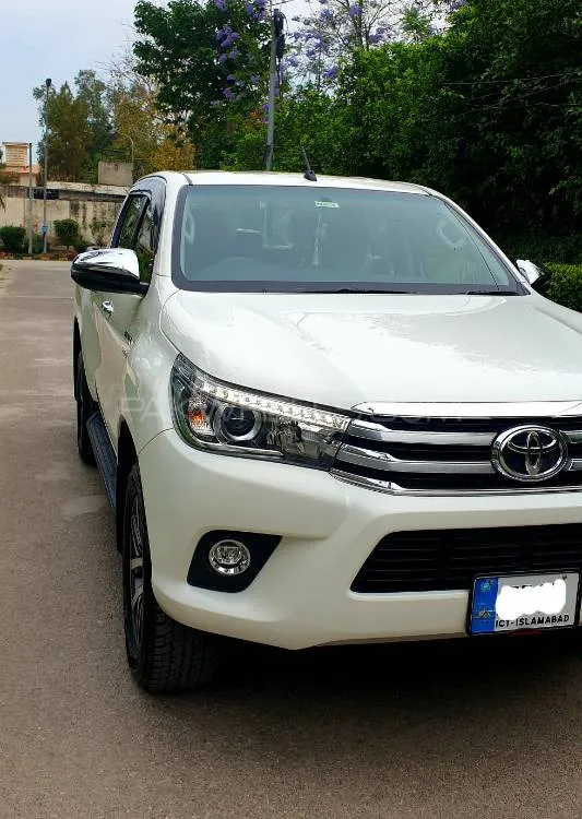 Toyota Hilux 2020 for sale in Peshawar