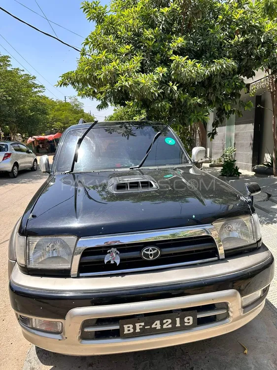 Toyota Surf 2001 for Sale in Karachi Image-1