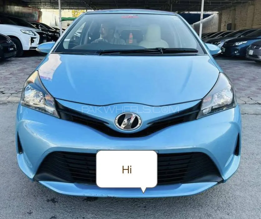 Toyota Vitz 2015 for Sale in Sahiwal Image-1