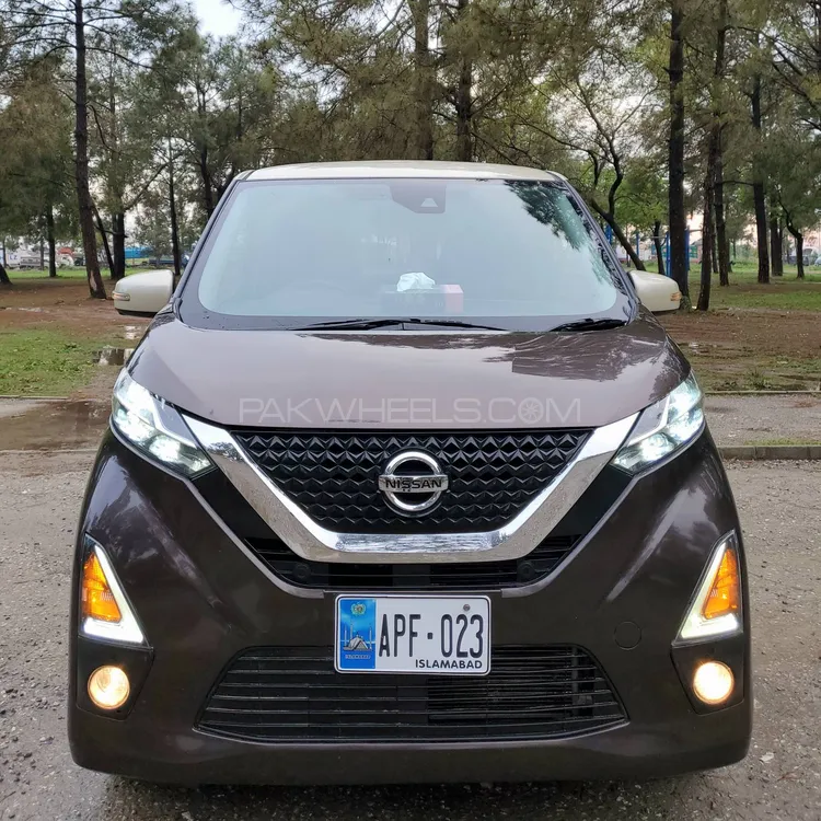 Nissan Dayz Highway Star 2019 for Sale in Islamabad Image-1