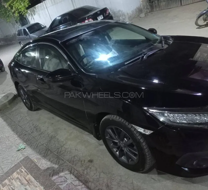Honda Civic 2020 for Sale in Karachi Image-1