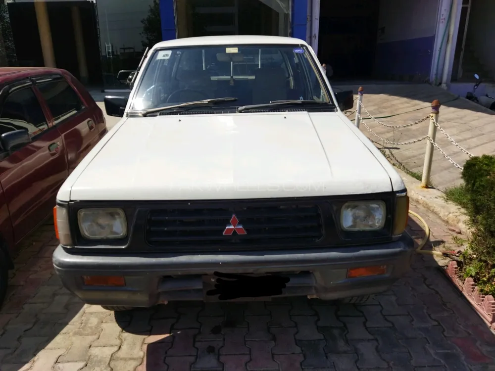 مٹسوبیشی ایل 200 1996 for Sale in پشاور Image-1