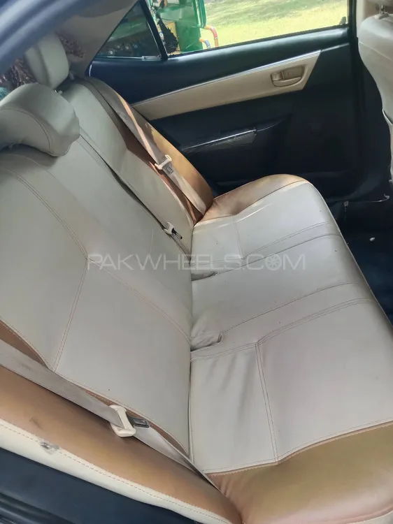 Toyota Corolla 2020 for Sale in Lahore Image-1