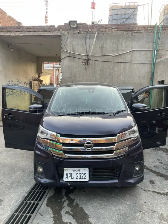 Nissan Dayz Highway Star 2018 for Sale in Lahore Image-1