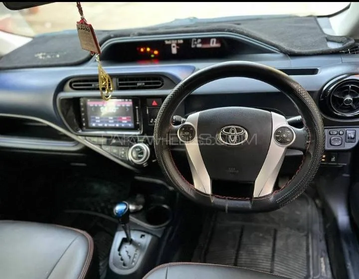 Toyota Aqua 2015 for Sale in Karachi Image-1