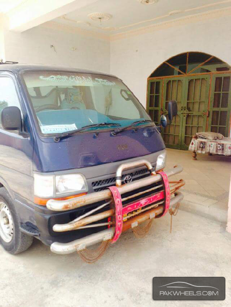 Toyota Hiace 2004 for Sale in Chakwal Image-1