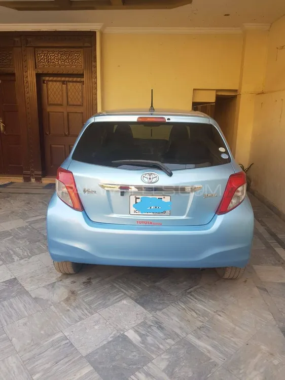 Toyota Vitz 2012 for Sale in Rawalpindi Image-1