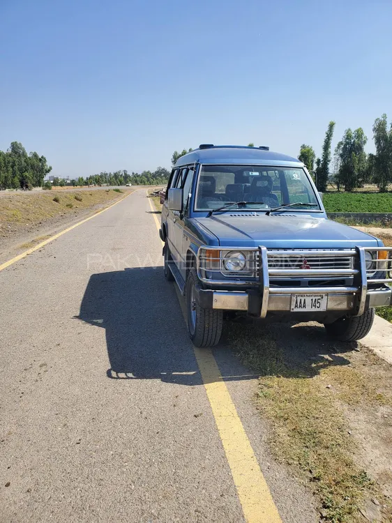 Mitsubishi Pajero 1990 for Sale in Mardan Image-1