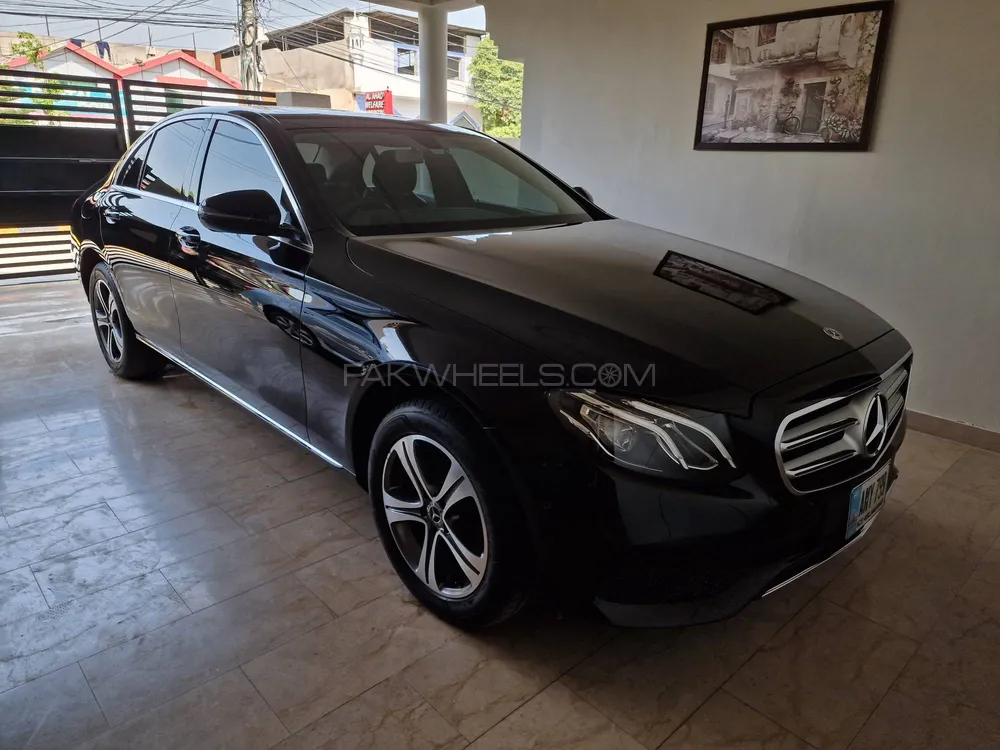 Mercedes Benz E Class 2018 for Sale in Islamabad Image-1