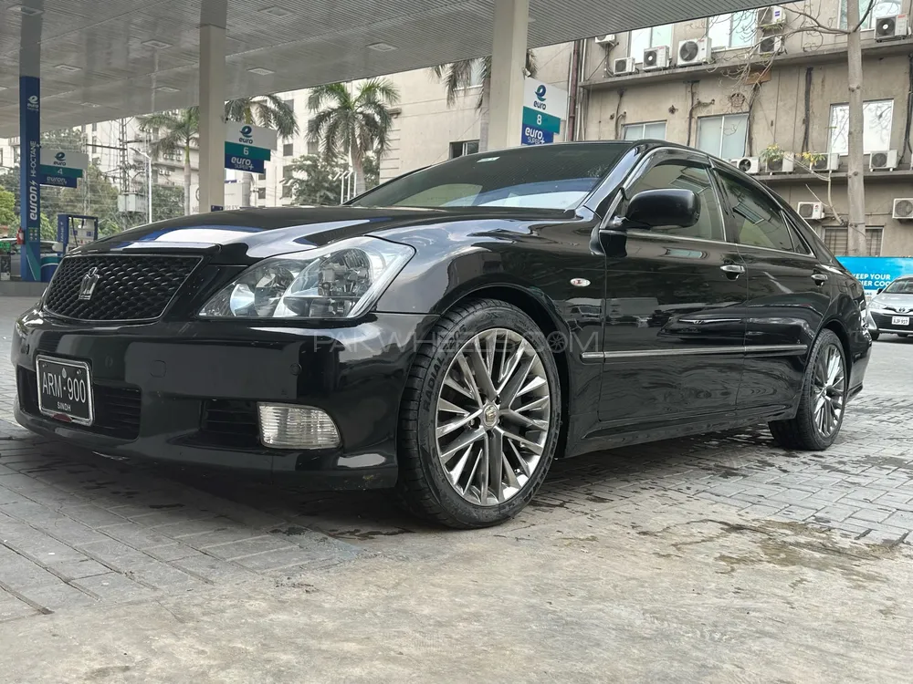 Toyota Crown 2006 for Sale in Lahore Image-1