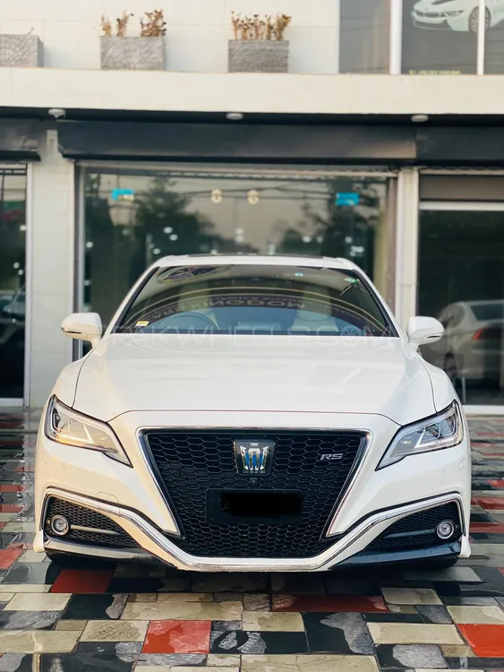 Toyota Crown 2018 for Sale in Lahore Image-1