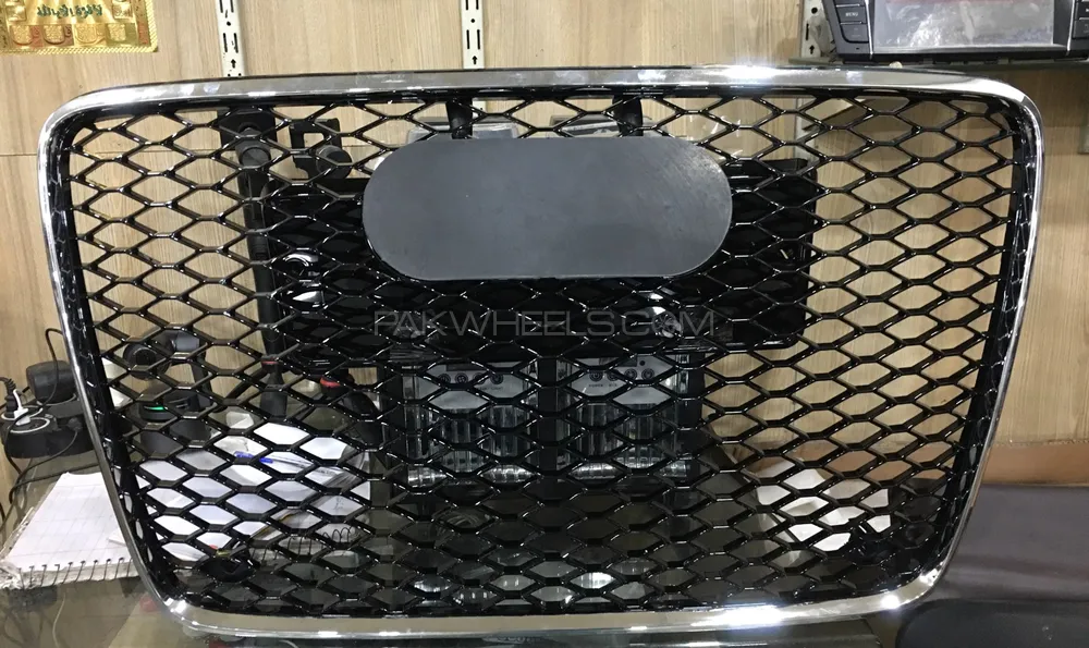 Audi A6 C6 Front grill Image-1