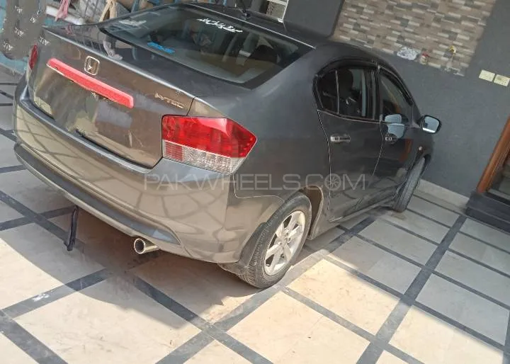 Honda City 2011 for Sale in Faisalabad Image-1