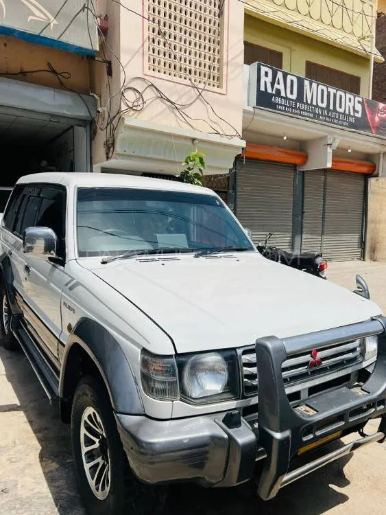 Mitsubishi Pajero 1993 for Sale in Hyderabad Image-1