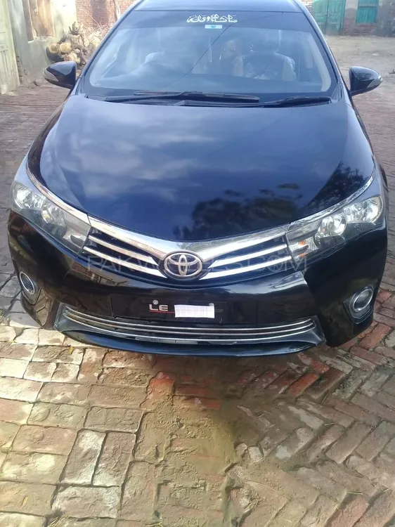 Toyota Corolla 2015 for Sale in Faisalabad Image-1