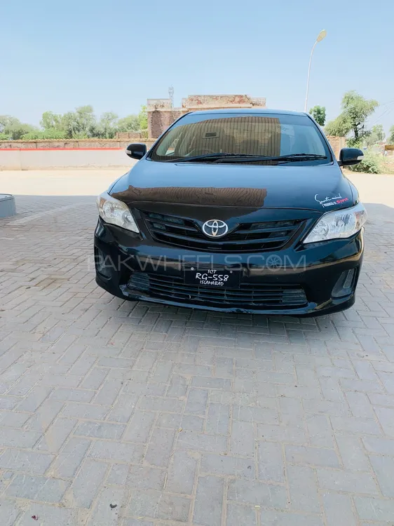 Toyota Corolla 2011 for Sale in Gojra Image-1