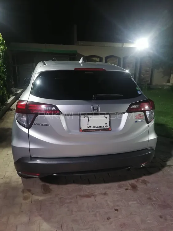 Honda Vezel 2014 for Sale in Faisalabad Image-1