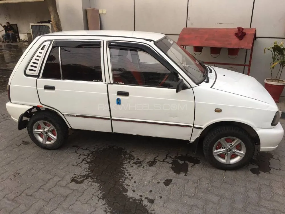 Suzuki Mehran 2004 for Sale in Lahore Image-1