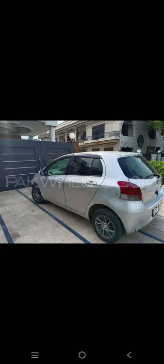 Toyota Vitz 2010 for Sale in Gujranwala Image-1