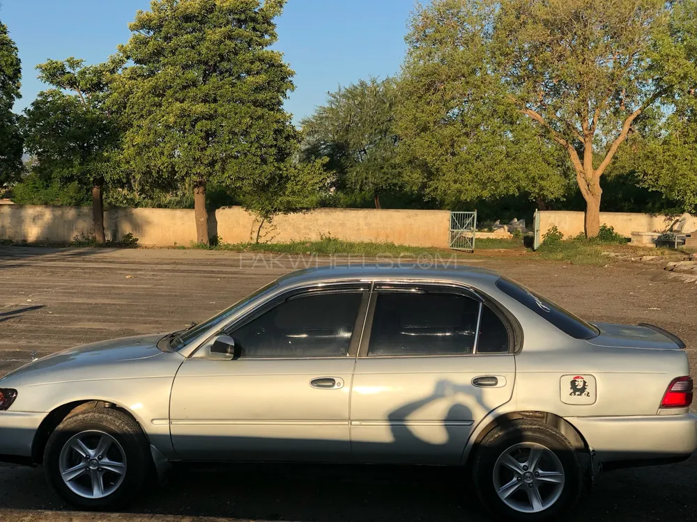 Toyota Corolla 2001 for Sale in Kohat Image-1