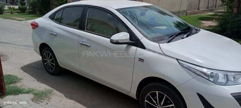 Toyota Yaris Sedan 2022 for Sale in Multan Image-1