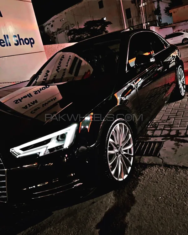 Audi A4 2018 for Sale in Quetta Image-1