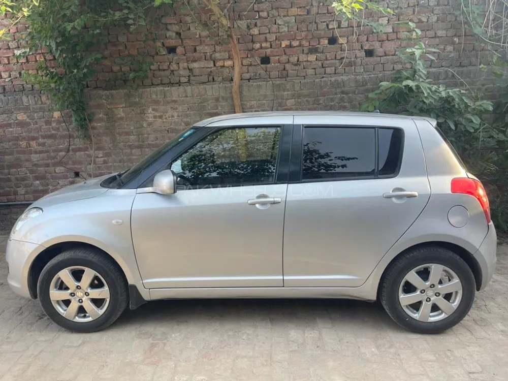 Suzuki Swift 2018 for Sale in Sheikhupura Image-1
