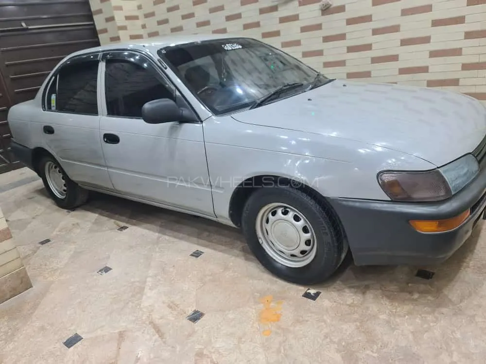 Toyota Corolla 1995 for Sale in Peshawar Image-1