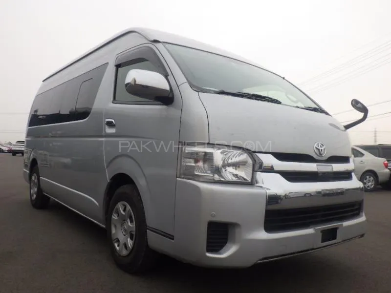 Toyota Hiace 2018 for Sale in Lahore Image-1