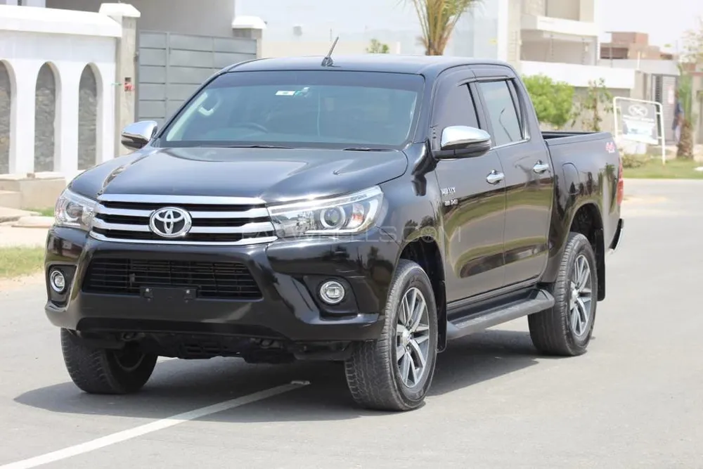Toyota Hilux 2020 for Sale in Islamabad Image-1