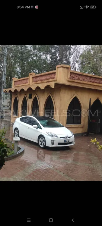 Toyota Prius 2011 for Sale in Swatmingora Image-1