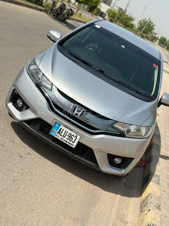 Honda Fit 2015 for Sale in Multan Image-1