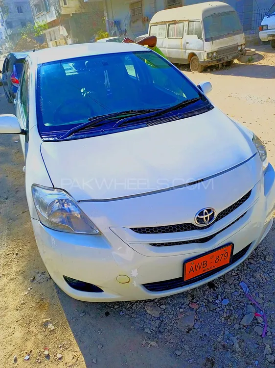 Toyota Belta 2011 for Sale in Karachi Image-1