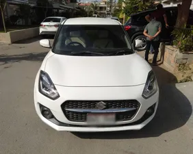 Suzuki Swift GLX CVT 2022 for Sale
