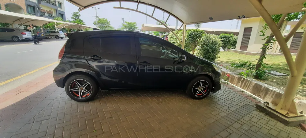 Toyota Aqua 2015 for Sale in Lahore Image-1